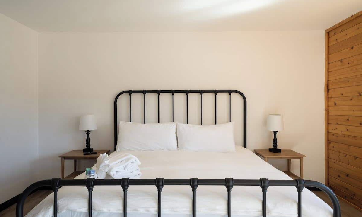 Photo of Bedroom in Castle Glen Estates