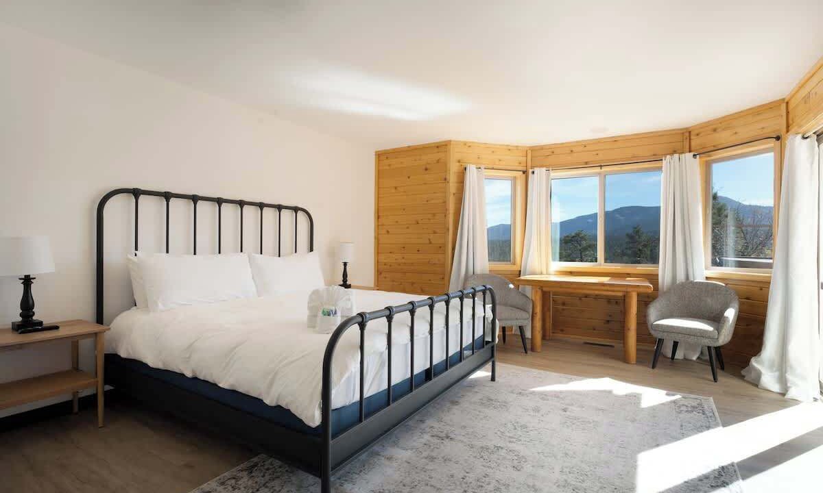 Photo of Bedroom in Castle Glen Estates