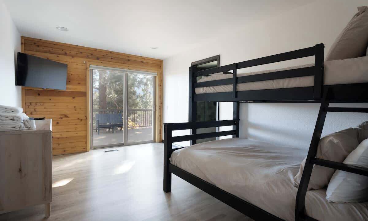 Photo of Bedroom in Castle Glen Estates