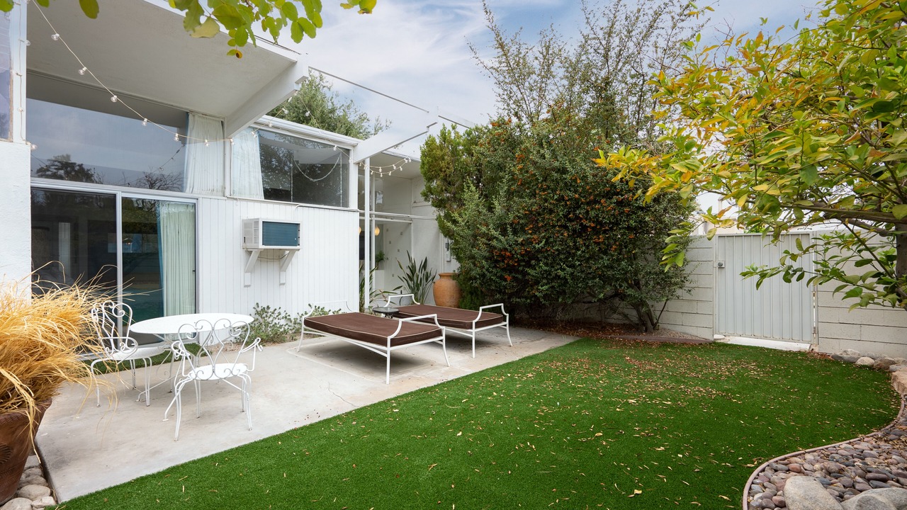 Photo of Outdoor in Desert Park Estates