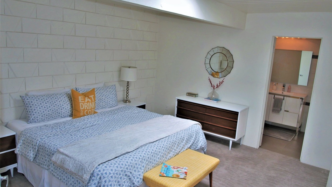 Photo of Bedroom in Palm Desert