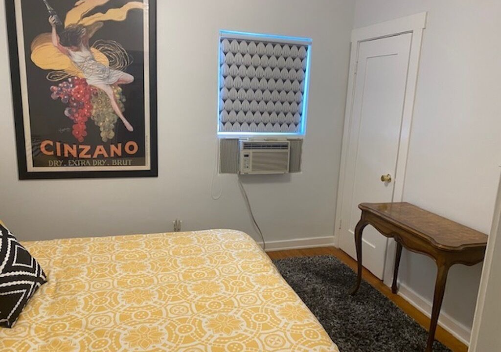 Photo of Bedroom in Mid Central