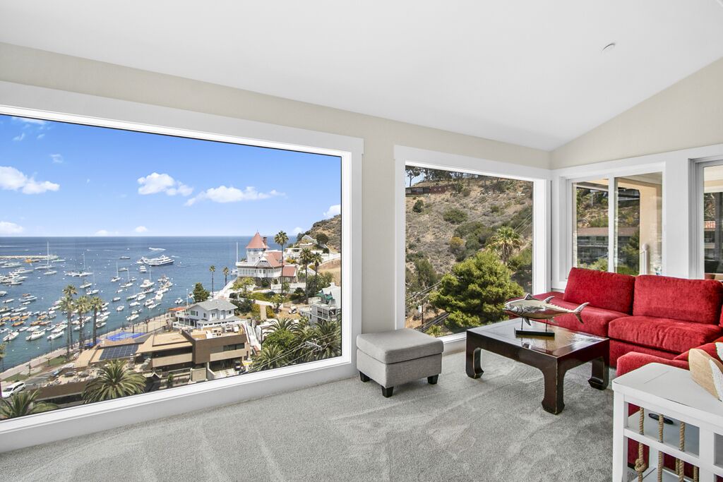 Photo of Bedroom in Avalon