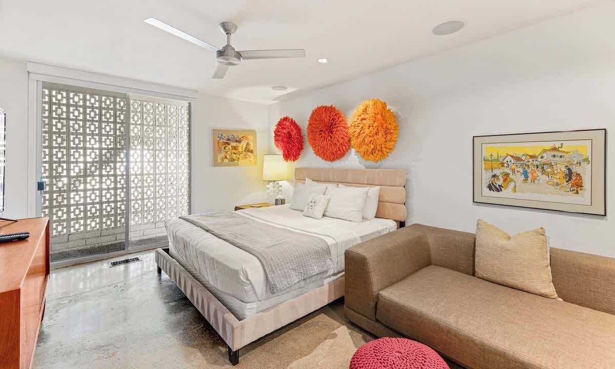 Photo of Bedroom in Indian Canyon
