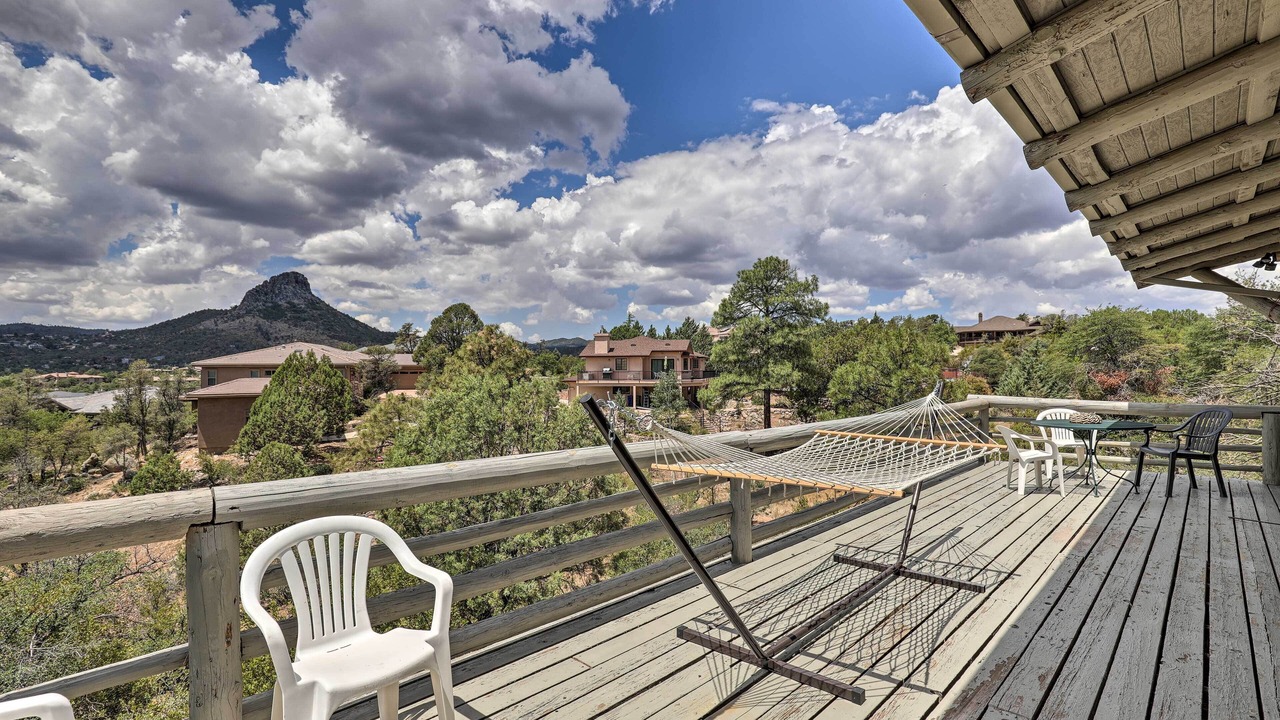Photo of Patio Balcony in Forest Trails