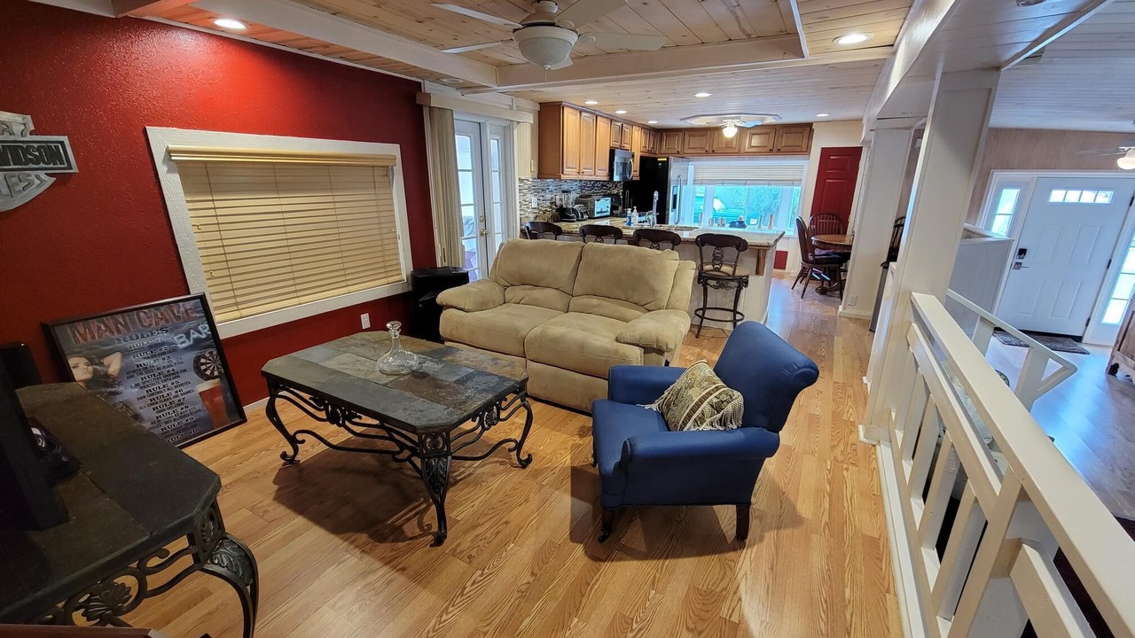 Photo of Livingroom in Parker Strip