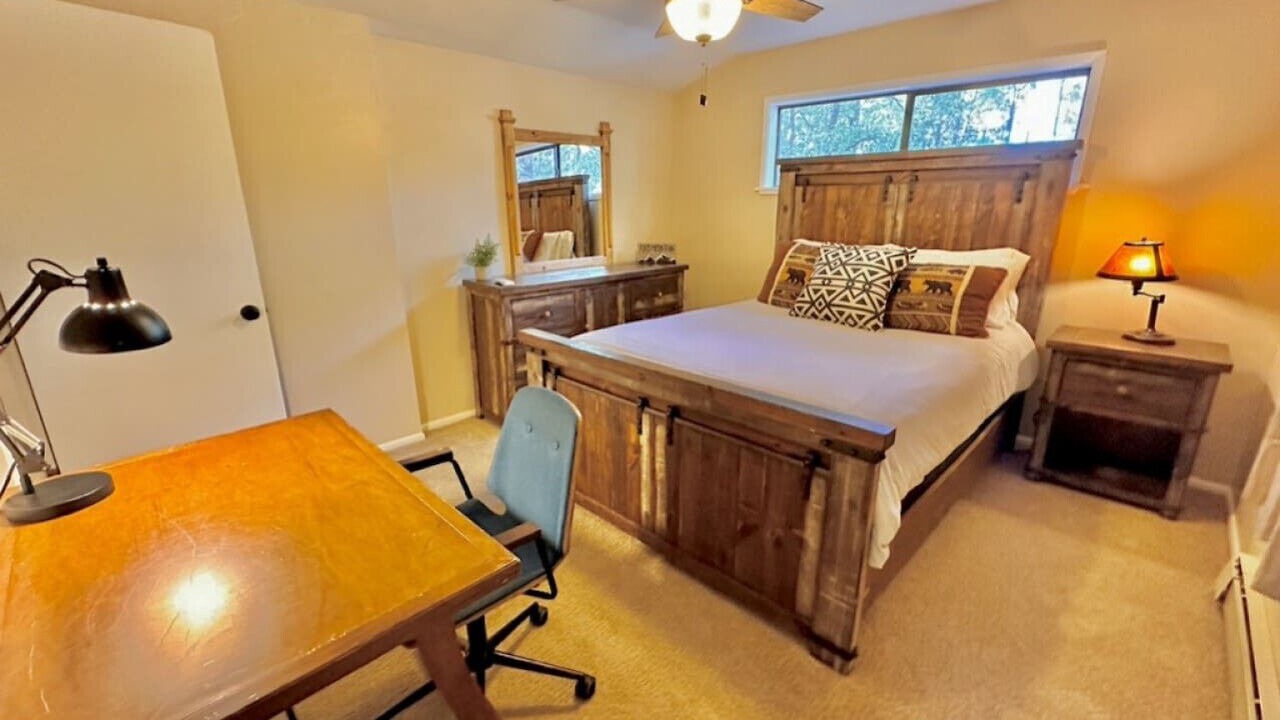 Photo of Bedroom in Groom Creek