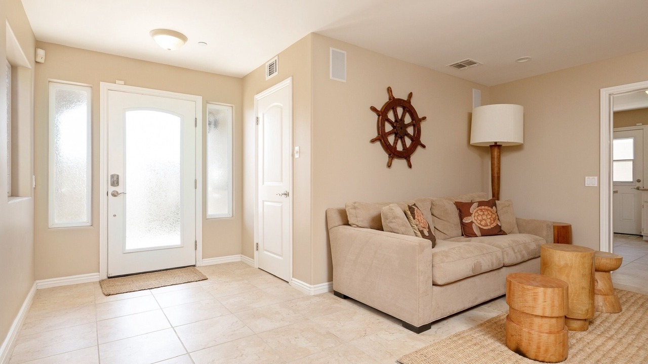 Photo of Livingroom in Pierpont Bay
