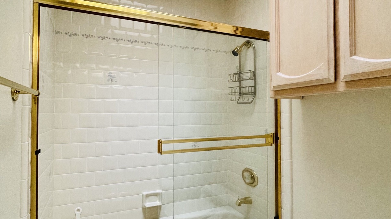 Photo of Bathroom in Discovery Bay