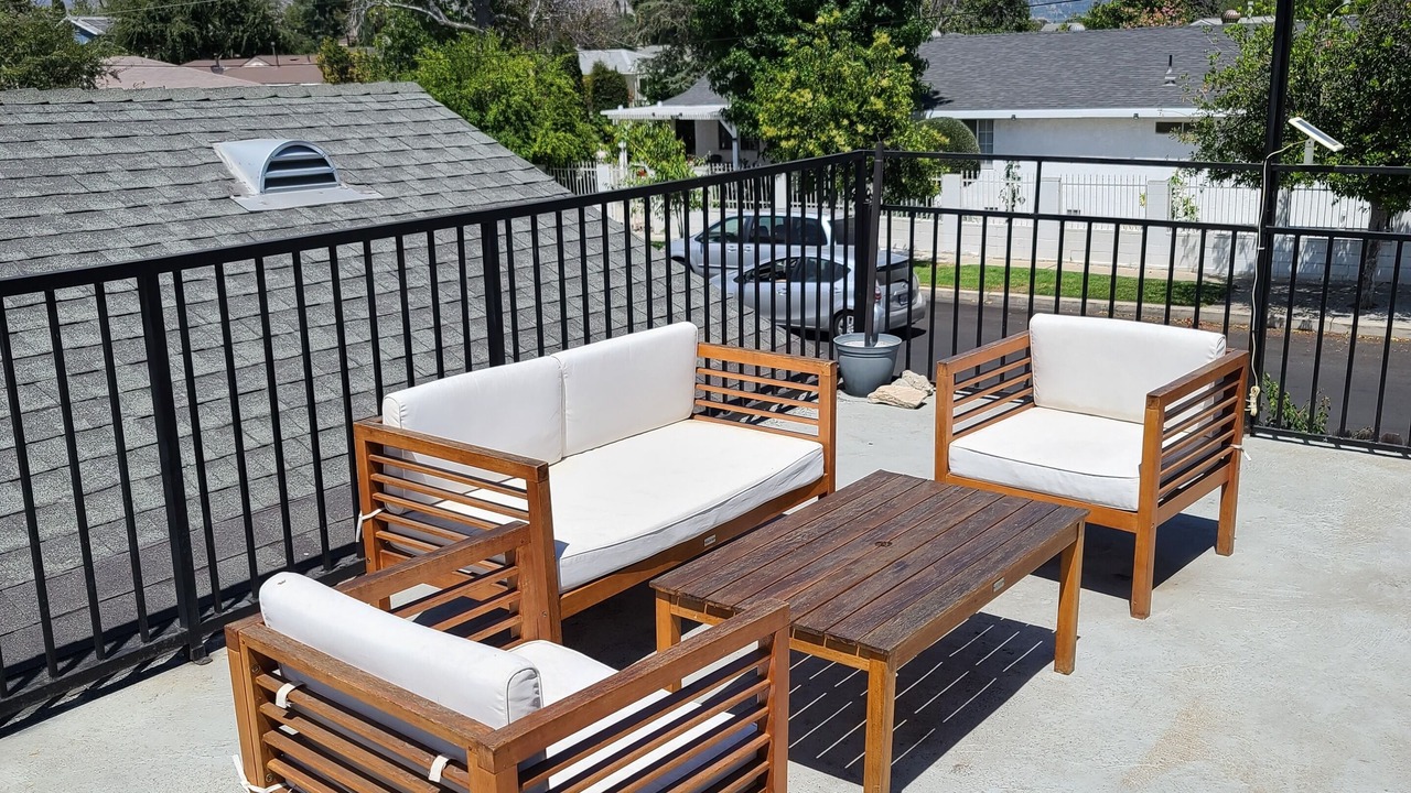 Photo of Patio Balcony in North Hollywood