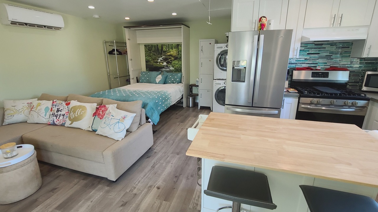 Photo of Bedroom in North Hollywood