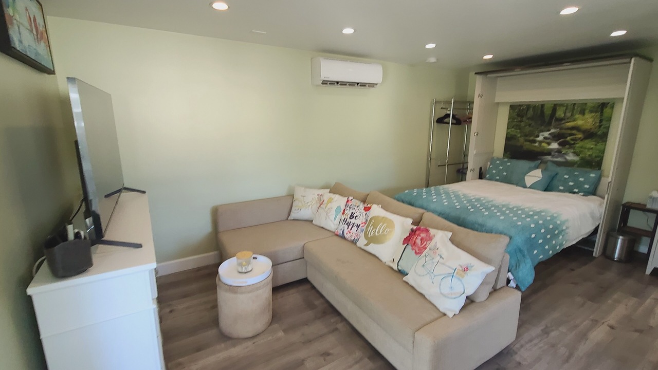 Photo of Bedroom in North Hollywood