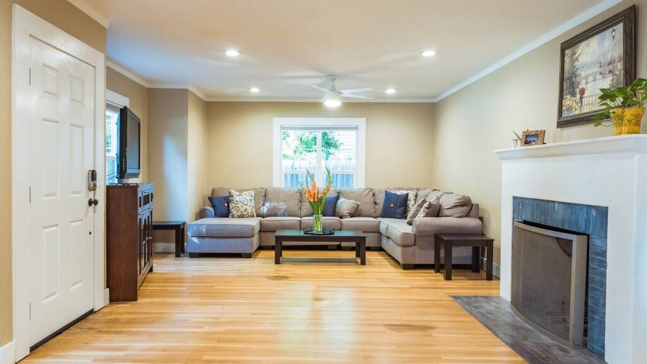 Photo of Livingroom in Chico