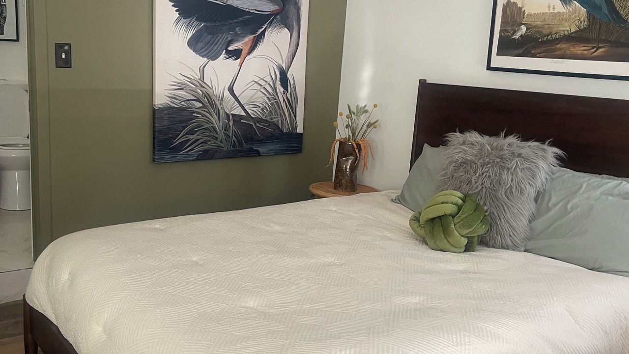 Photo of Bedroom in Mid-Wilshire