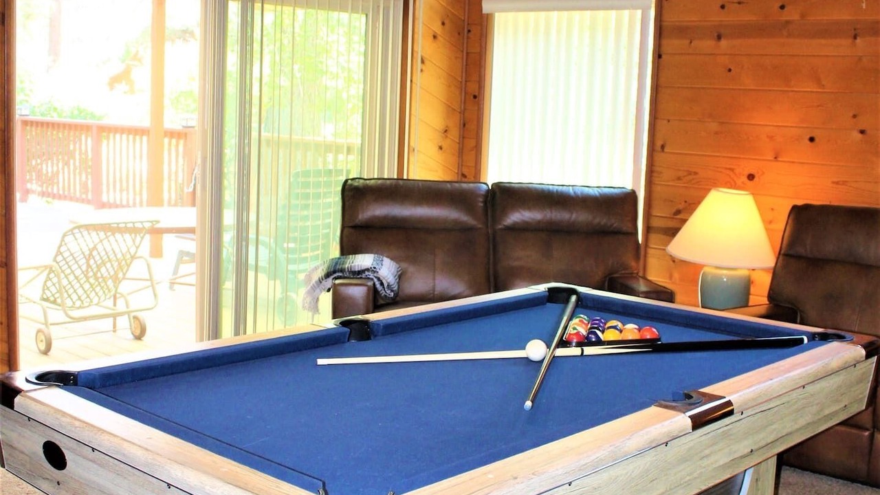 Photo of Bedroom in Pine Mountain Club