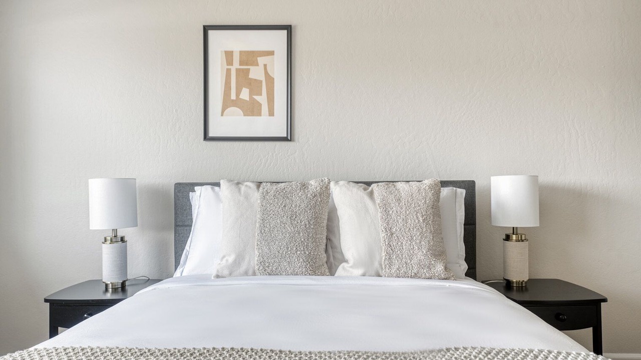 Photo of Bedroom in Mountain View