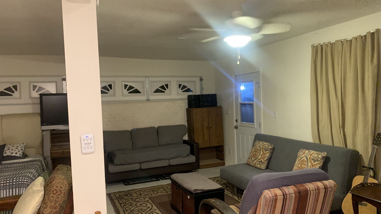 Photo of Livingroom in Yosemite Lakes