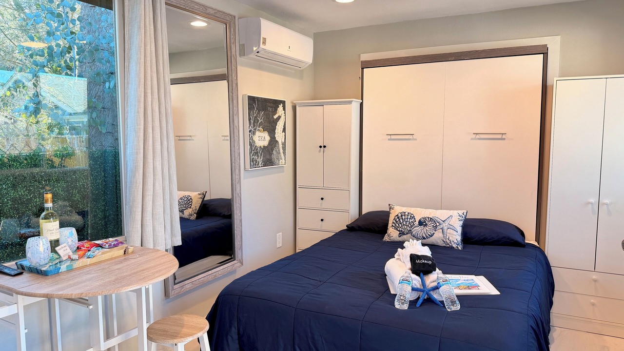 Photo of Bedroom in Del Mar Heights