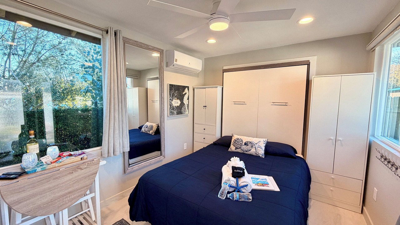 Photo of Bedroom in Del Mar Heights