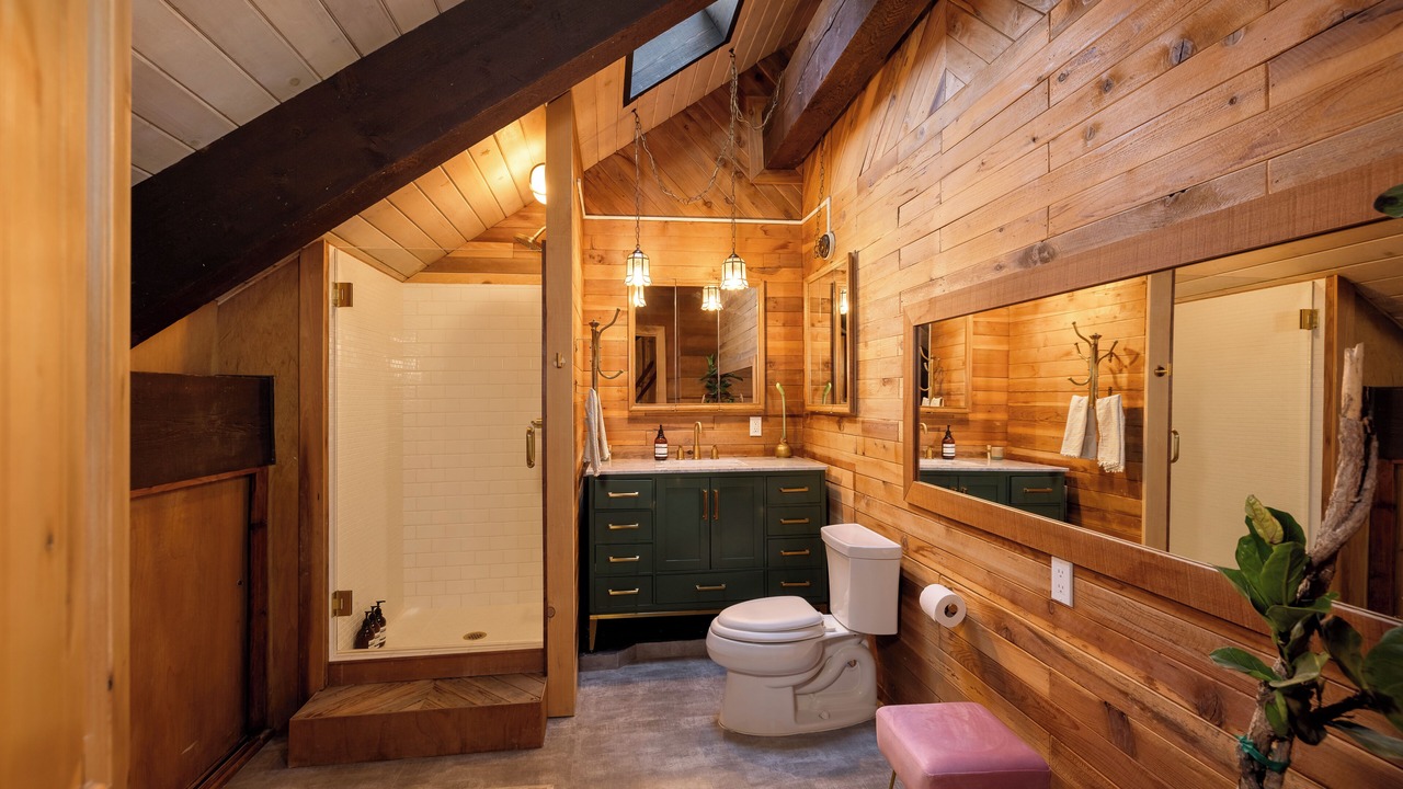 Photo of Bathroom in Big Bear Lake