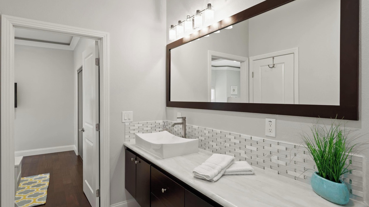 Photo of Bathroom in Del Monte Forest