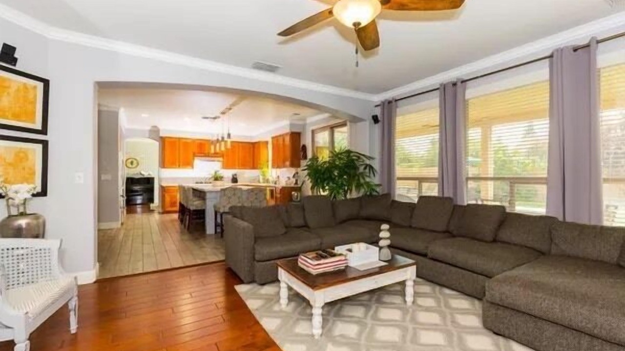 Photo of Livingroom in Roseville