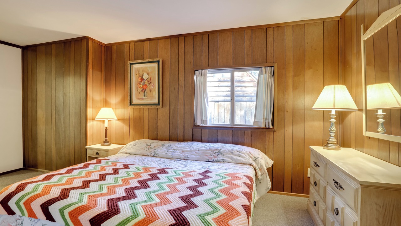Photo of Bedroom in Plumas Eureka Estates