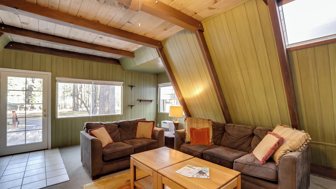 Photo of Livingroom in Plumas Eureka Estates