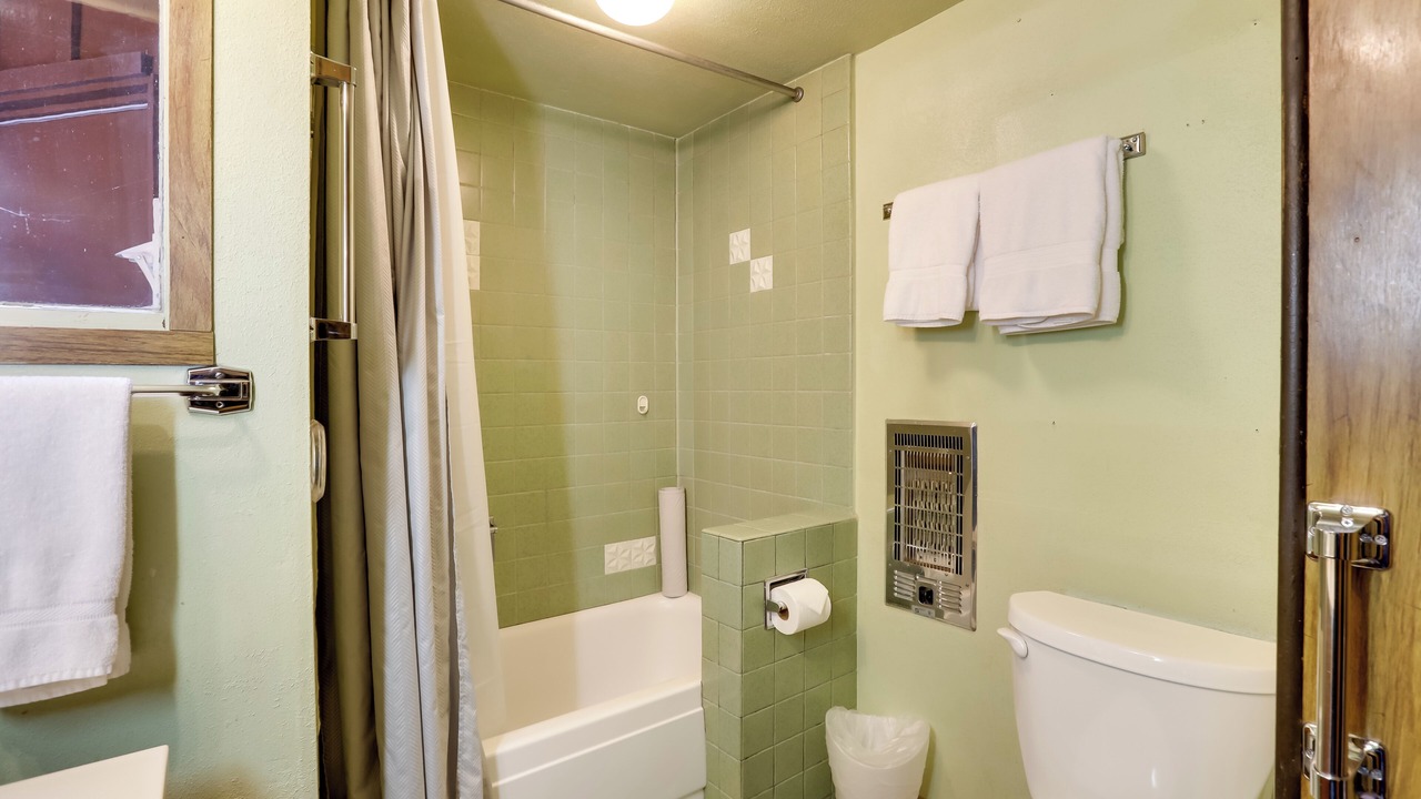 Photo of Bathroom in Plumas Eureka Estates