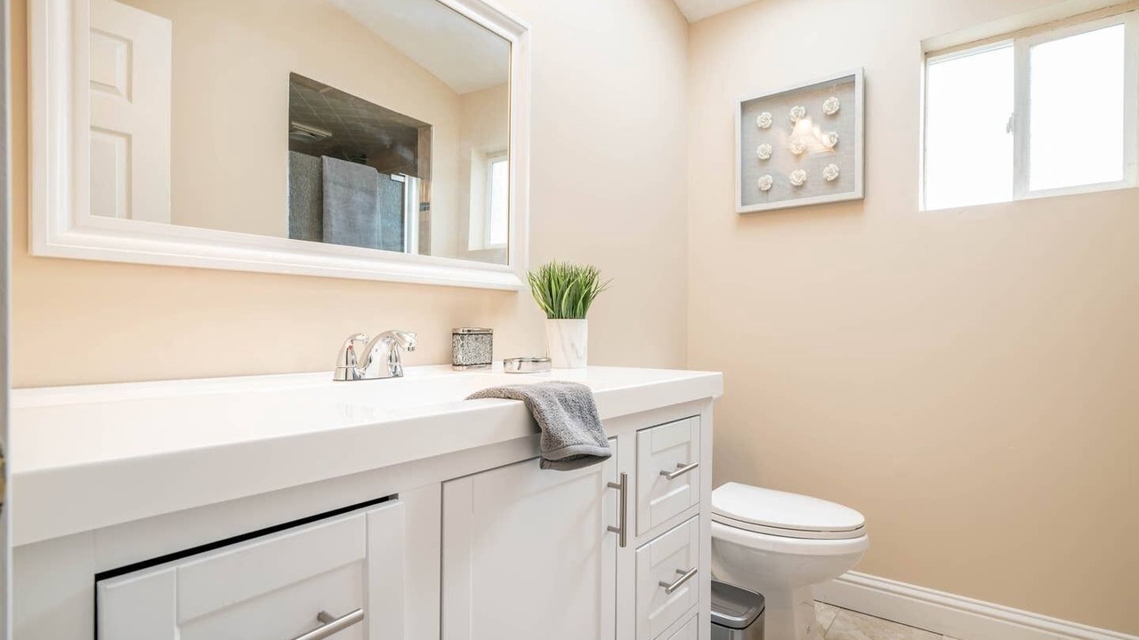 Photo of Bathroom in Cameron Hills