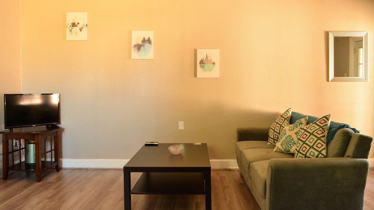 Photo of Livingroom in West Whittier-Los Nietos