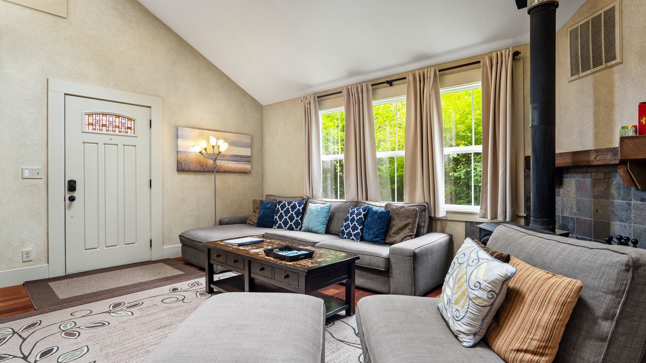 Photo of Livingroom in Orick