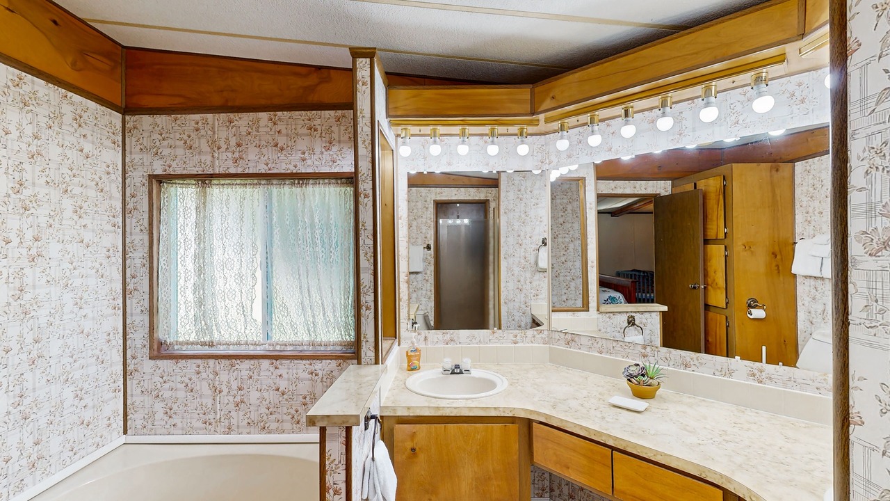 Photo of Bathroom in Crescent City