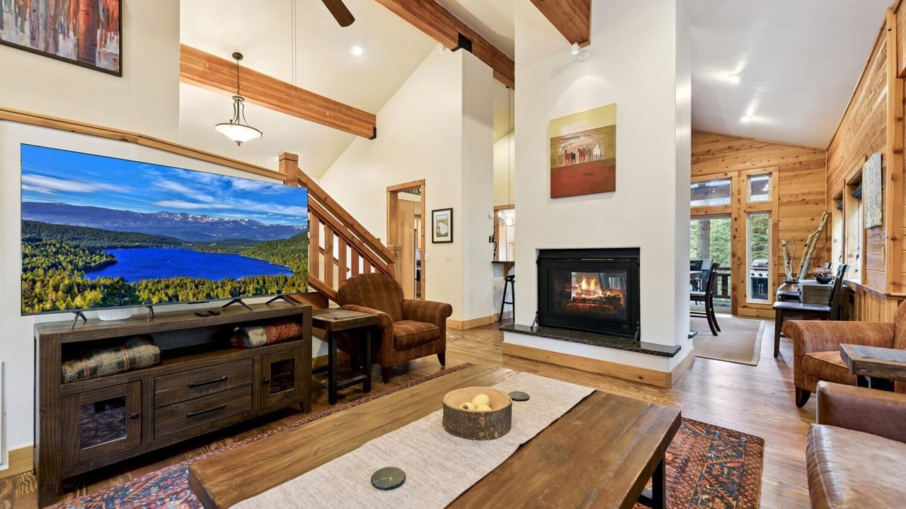 Photo of Livingroom in Truckee