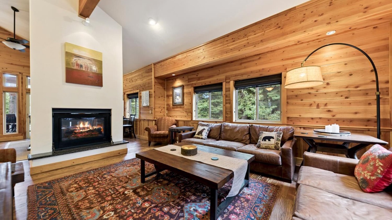 Photo of Livingroom in Truckee