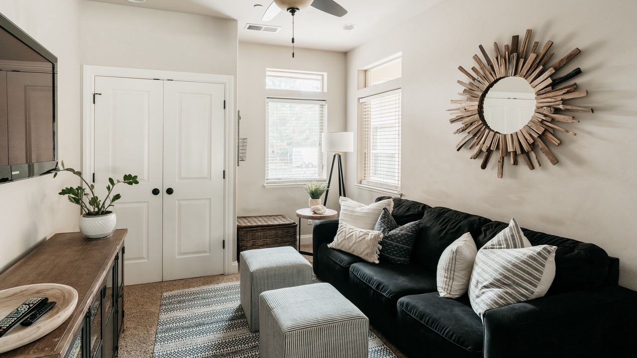 Photo of Livingroom in Chico