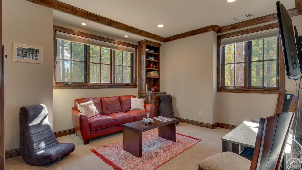 Photo of Livingroom in Truckee