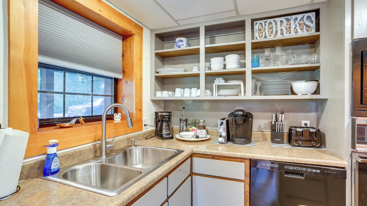 Photo of Kitchen in Cottonwood