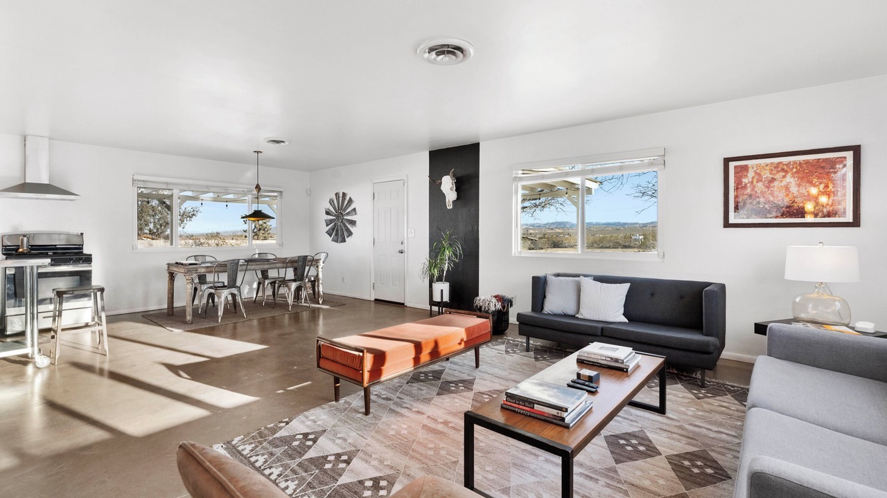 Photo of Livingroom in Yucca Valley