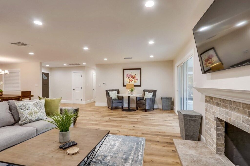 Photo of Bedroom in Orange