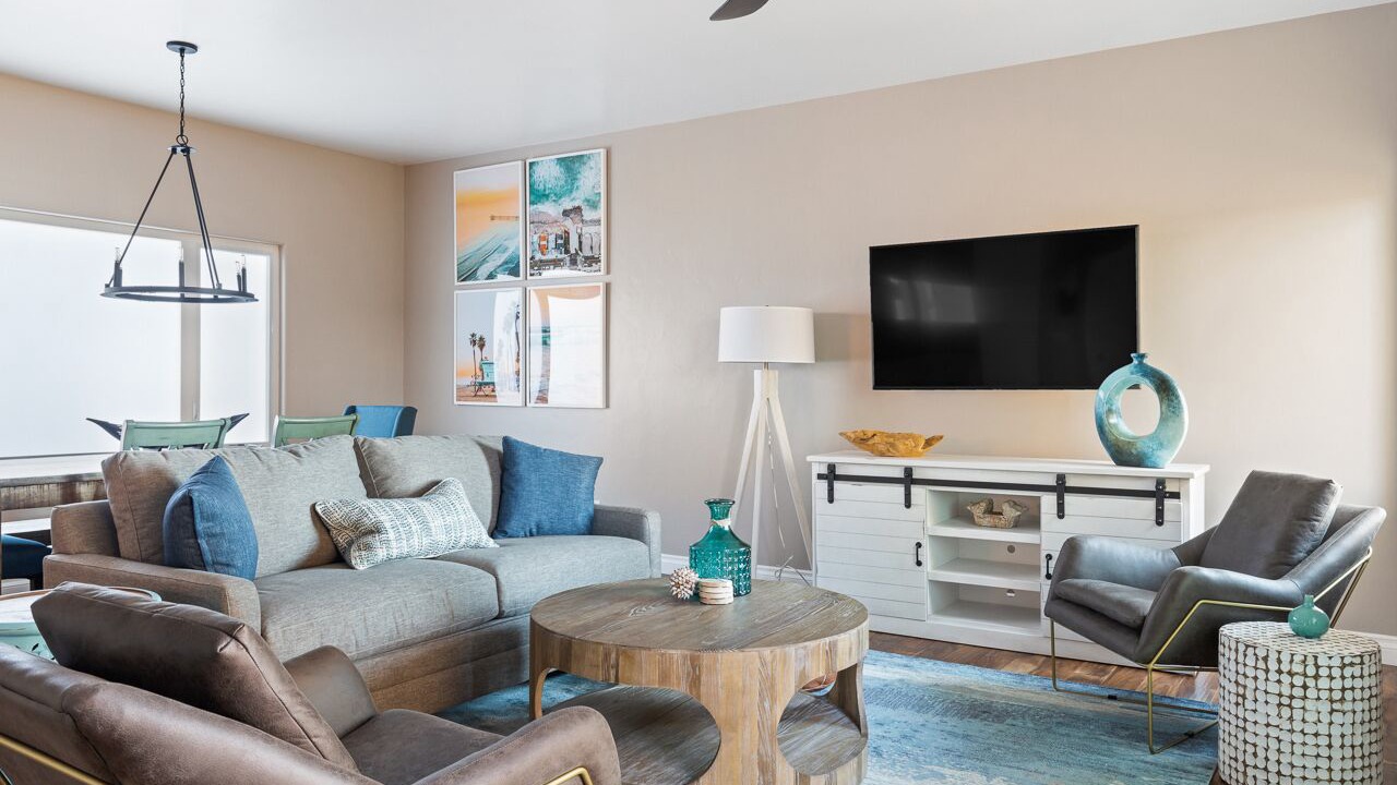 Photo of Livingroom in Townsite