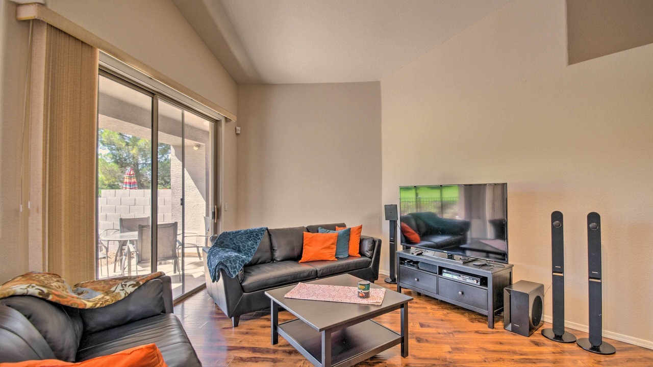 Photo of Livingroom in South Mountain