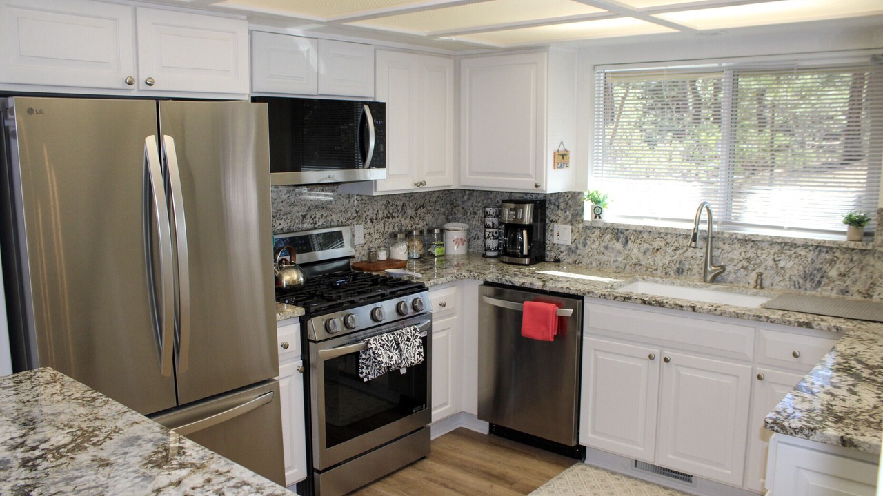Photo of Kitchen in Mountain Club