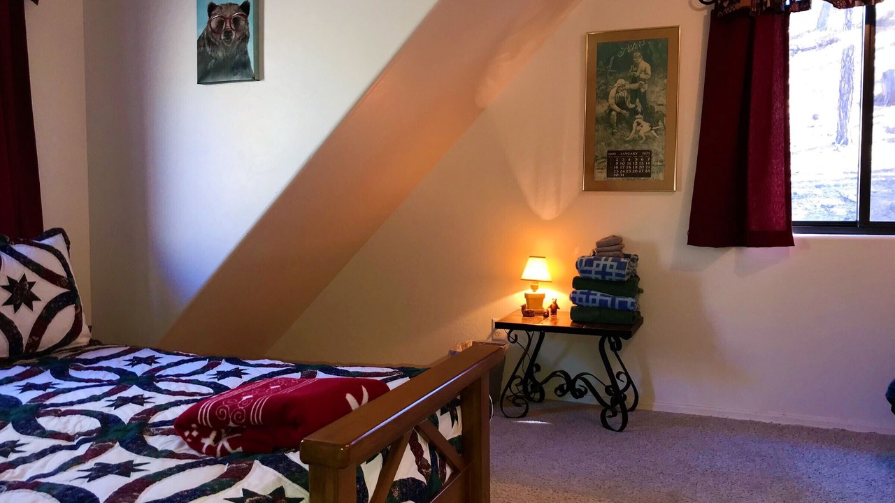 Photo of Bedroom in Highland Pines