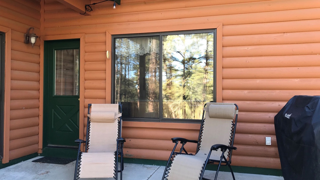 Photo of Patio Balcony in Highland Pines