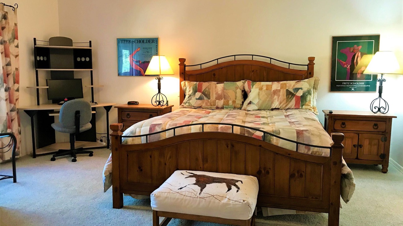 Photo of Bedroom in Highland Pines