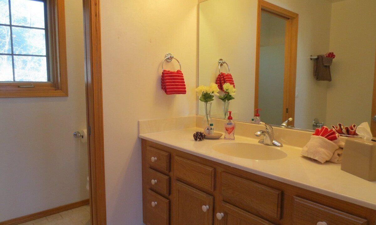 Photo of Bathroom in Highland Pines