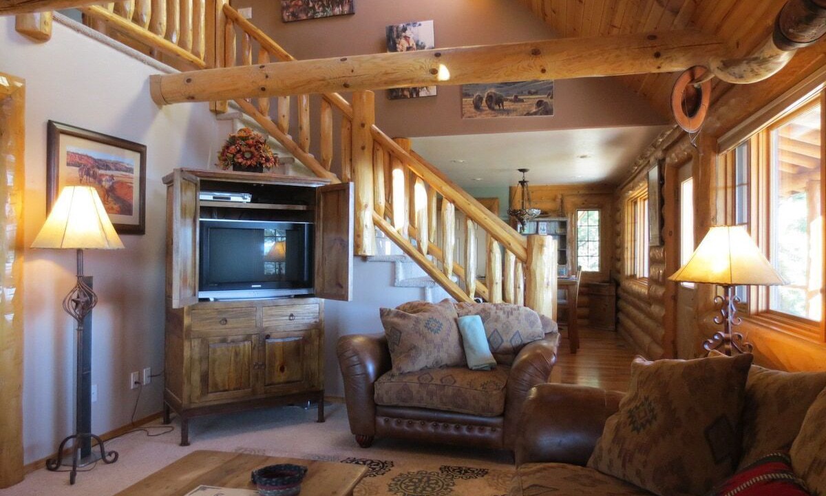 Photo of Livingroom in Highland Pines