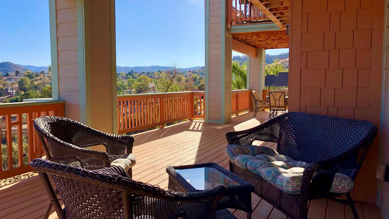 Photo of Patio Balcony in Diamond Valley