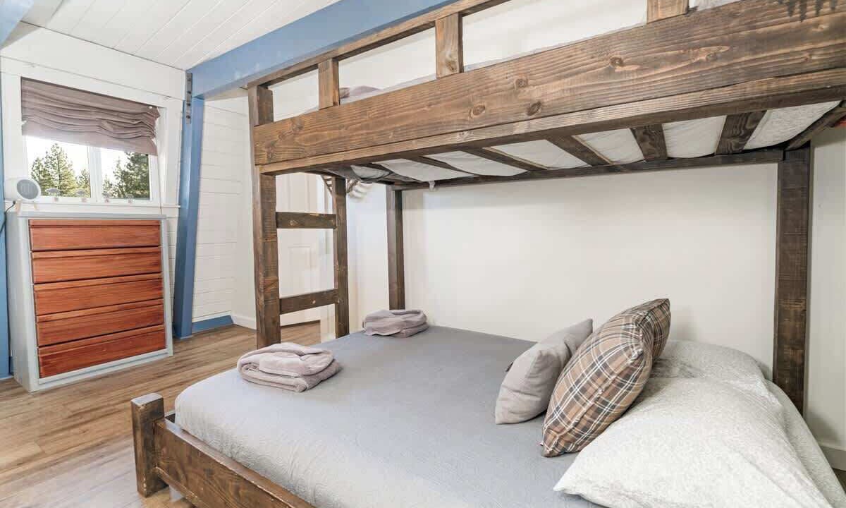 Photo of Bedroom in Big Bear City